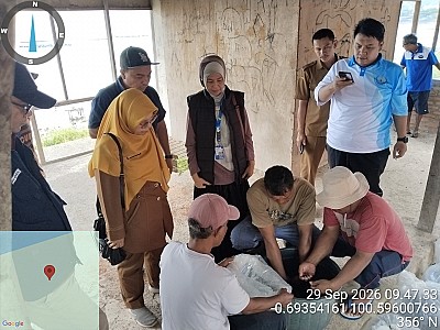 Penyerahan Bantuan Bibit Ikan Nila dan Mas pada Pokdakan di Nagari Singkarak dan Muaro Pingai Pasca Bencana Hidrometeorologi - foto 10